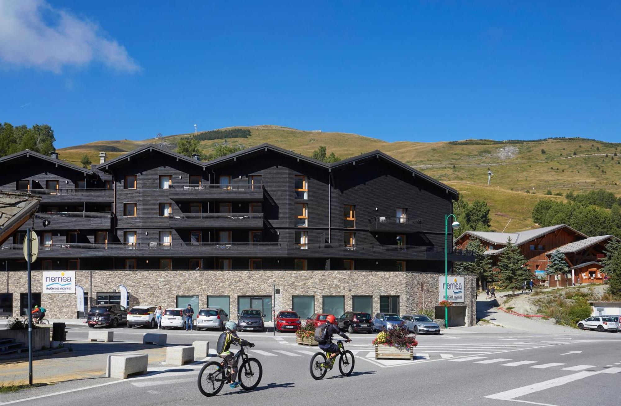 Residence Nemea Le Hameau - Les Deux Alpes Exterior photo